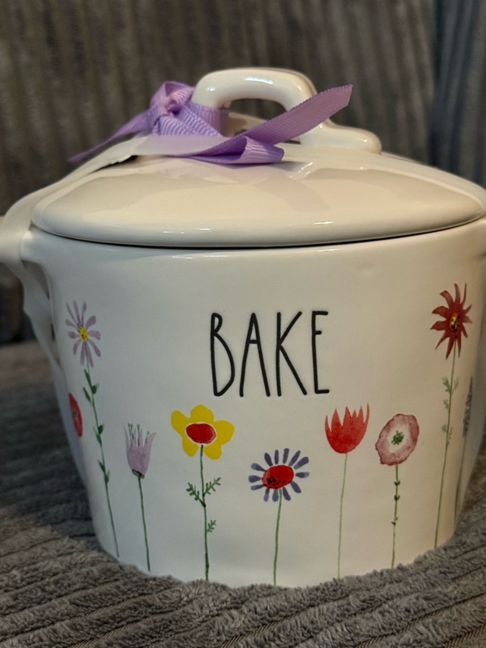 Rae Dunn White Floral "BAKE" Ceramic Casserole with Lid - Picture 5 of 7